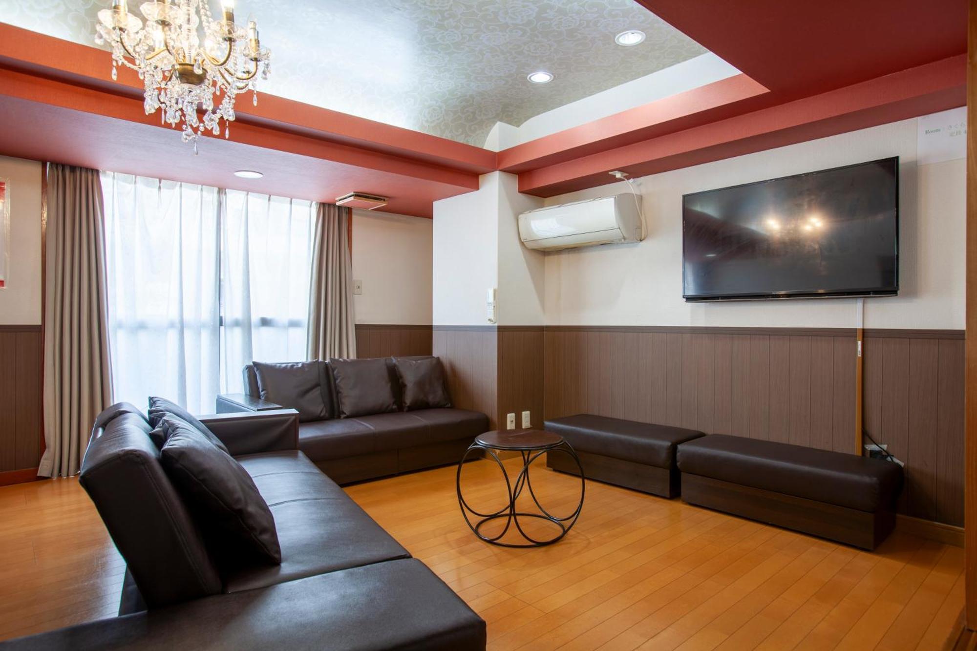 Premier Suite Shinjuku West 3F 4F Tokyo Exterior photo